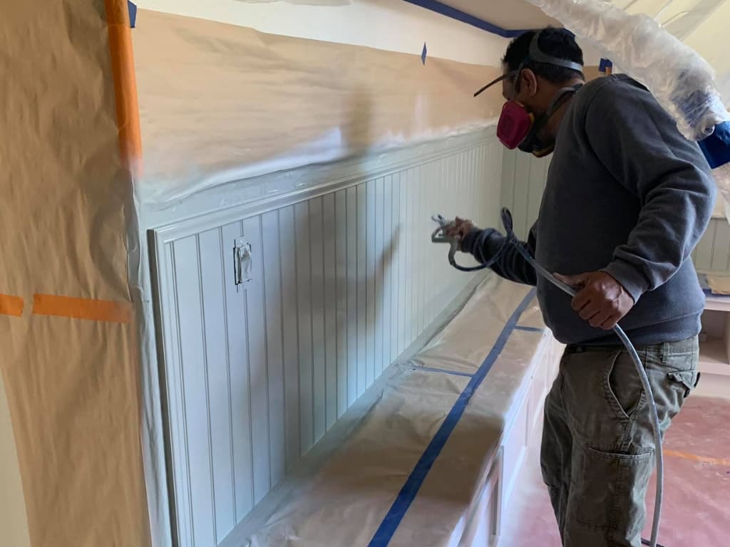 How to Pick the Best Paint for Wood Paneling